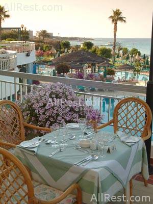 Sunrise Hotel 15